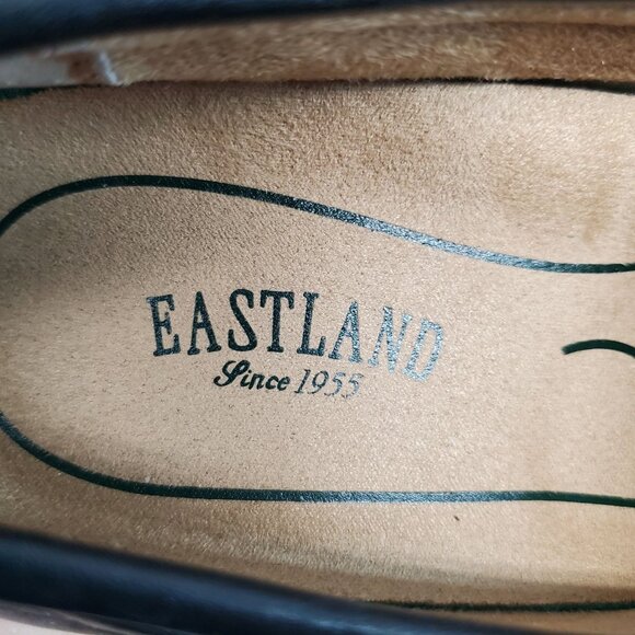 Eastland Shoes Womens Size 8.5 Black Leather Newbury Chunky Loafers - Picture 2 of 10